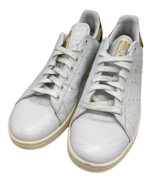 adidas（アディダス）adidas (アディダス) A BATHING APE (ア ベイシング エイプ) スニーカー ホワイト サイズ:26.5cmの古着・服飾アイテム