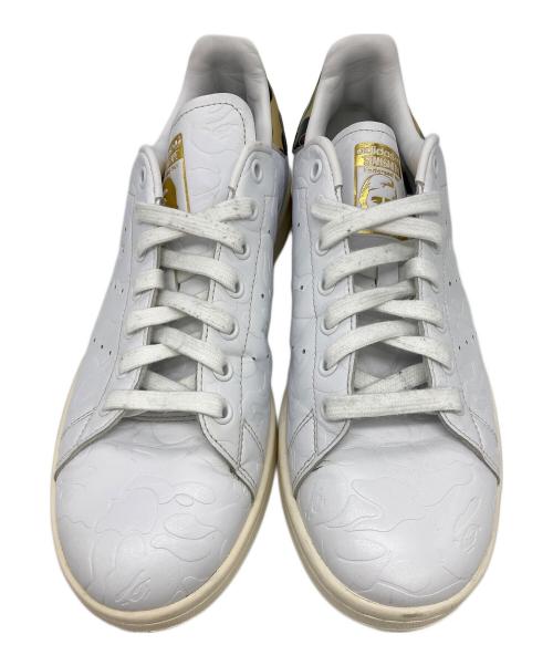 adidas（アディダス）adidas (アディダス) A BATHING APE (ア ベイシング エイプ) スニーカー ホワイト サイズ:26.5cmの古着・服飾アイテム