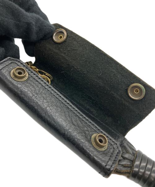 blackmeans（ブラックミーンズ）blackmeans (ブラックミーンズ) ロングウィップレザーキーケース ブラックの古着・服飾アイテム