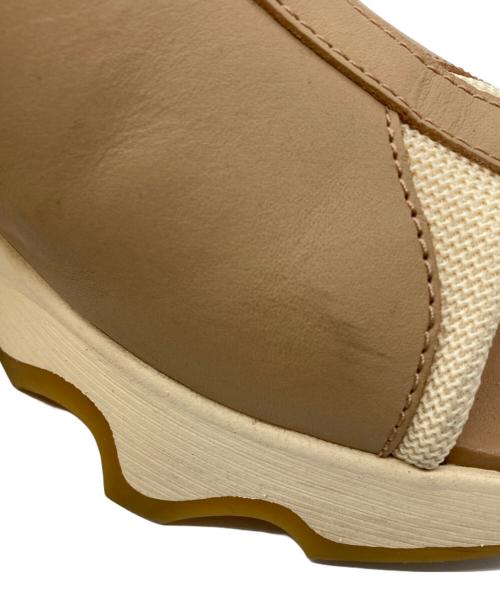SOREL（ソレル）SOREL (ソレル) KINETIC IMPACT SLIDE HIGH SANDAL ベージュ サイズ:SIZE 24.5cmの古着・服飾アイテム