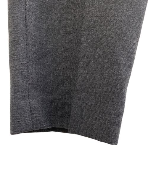 JohnUNDERCOVER（ジョンアンダーカバー）JohnUNDERCOVER (ジョンアンダーカバー) スラックス グレー サイズ:2の古着・服飾アイテム