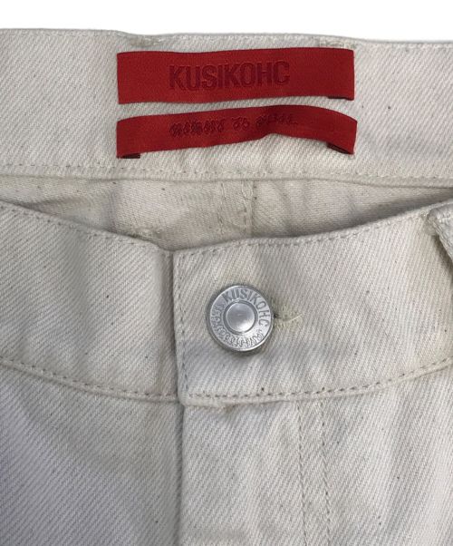 KUSIKOHC（クシコック）KUSIKOHC (クシコック) Origami Cut-outdenim Pants ホワイト×ブラック サイズ:Lの古着・服飾アイテム