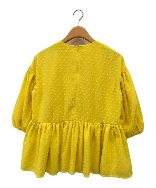 TSURU by MARIKO OIKAWA（ツルバイマリコオイカワ）TSURU by MARIKO OIKAWA (ツルバイマリコオイカワ) ドットパフスリーブブラウス イエロー サイズ:Fの古着・服飾アイテム