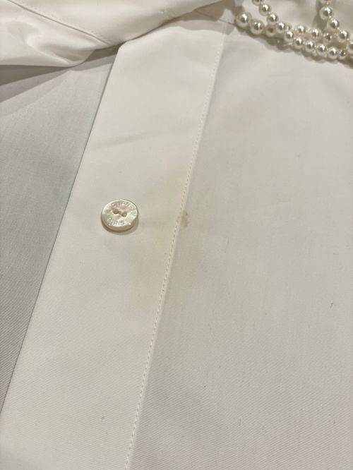 CHANEL（シャネル）CHANEL (シャネル) ココマークパールエンベリッシュメントシャツ ホワイト サイズ:40の古着・服飾アイテム