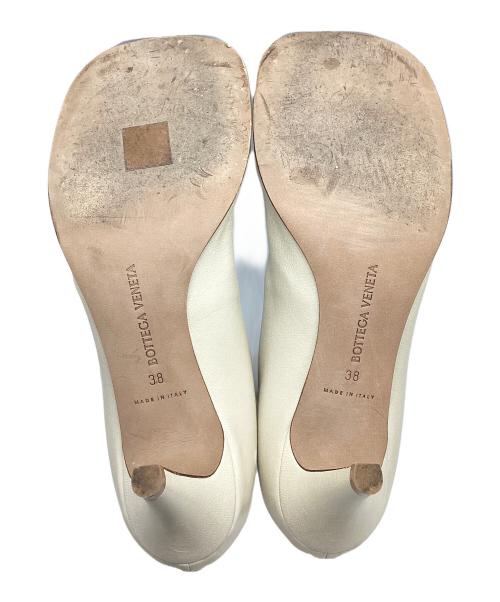 BOTTEGA VENETA（ボッテガベネタ）BOTTEGA VENETA (ボッテガベネタ) アンクルブーツ ホワイト サイズ:38の古着・服飾アイテム