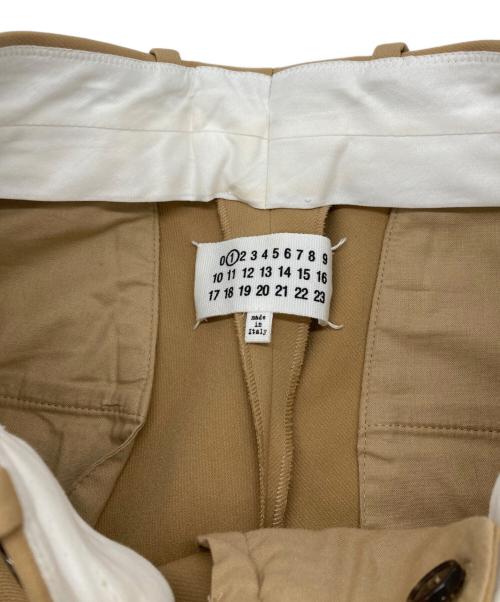 Maison Margiela（メゾンマルジェラ）Maison Margiela (メゾンマルジェラ) センタープレスパンツ ベージュ サイズ:SIZE36の古着・服飾アイテム