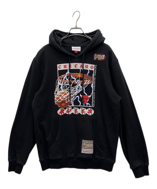 MITCHELL & NESS（ミッチェルアンドネス）MITCHELL & NESS (ミッチェルアンドネス) CHICAGO BULLS　パーカー ブラック サイズ:Lの古着・服飾アイテム