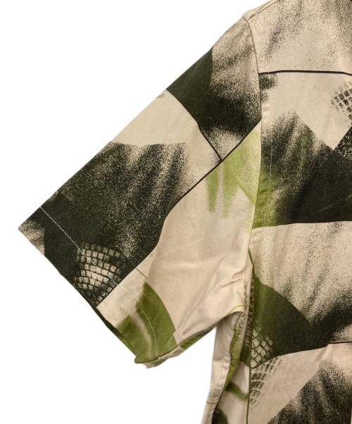 Saturdays NYC（サタデーズ ニューヨーク）Saturdays NYC (サタデーズ ニューヨーク) オープンカラーシャツ ベージュ×グリーン サイズ:S　　の古着・服飾アイテム