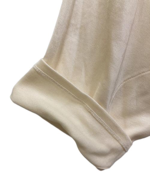 MM6 Maison Margiela（エムエムシックスメゾンマルジェラ）MM6 Maison Margiela (エムエムシックスメゾンマルジェラ) Numbering Top アイボリー サイズ:SIZE Sの古着・服飾アイテム