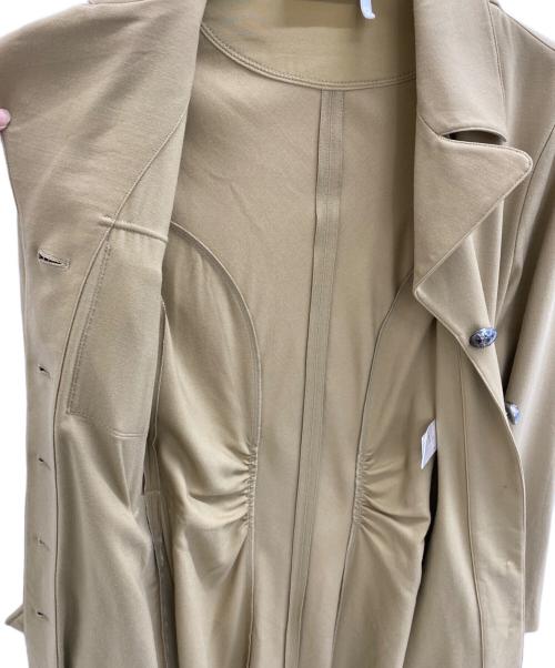 Chloe（クロエ）Chloe (クロエ) プリーツコート ベージュ サイズ:38の古着・服飾アイテム