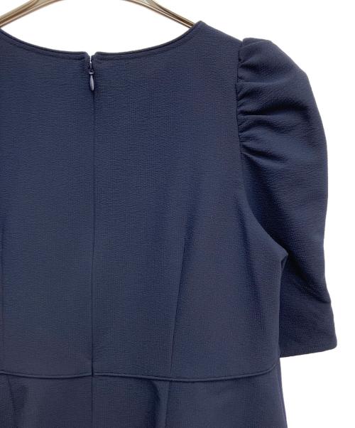 ANAYI（アナイ）ANAYI (アナイ) サッカーストレッチペプラム ブラウス ネイビー サイズ:36の古着・服飾アイテム