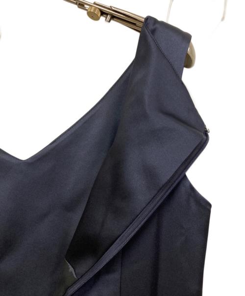 BEAUTY&YOUTH（ビューティーアンドユース）BEAUTY&YOUTH (ビューティーアンドユース) サテンVネックノースリーブワンピース ネイビー サイズ:Sの古着・服飾アイテム