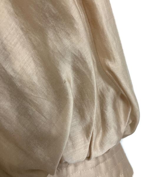 HER LIP TO（ハーリップトゥ）HER LIP TO (ハーリップトゥ) Airy Volume Sleeve Dress ベージュ サイズ:Mの古着・服飾アイテム