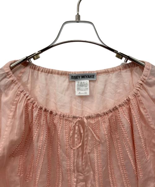 ISSEY MIYAKE（イッセイミヤケ）ISSEY MIYAKE (イッセイミヤケ) スモックブラウス ピンク サイズ:2の古着・服飾アイテム