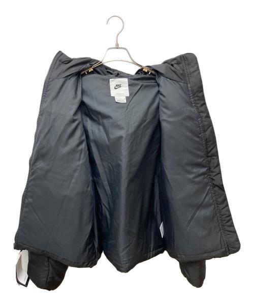 NIKE（ナイキ）NIKE (ナイキ) クラシックパファールーズジャケット FB7673-010 ブラック サイズ:L 未使用品の古着・服飾アイテム