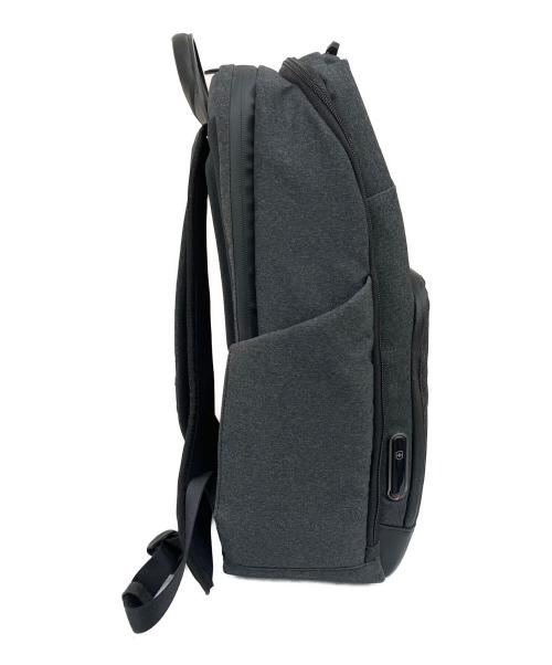 VICTORINOX（ビクトリノックス）VICTORINOX (ビクトリノックス) アーキテクチャーアーバン2デラックスバックパック ブラックの古着・服飾アイテム