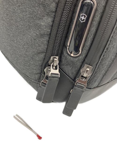 VICTORINOX（ビクトリノックス）VICTORINOX (ビクトリノックス) アーキテクチャーアーバン2デラックスバックパック ブラックの古着・服飾アイテム