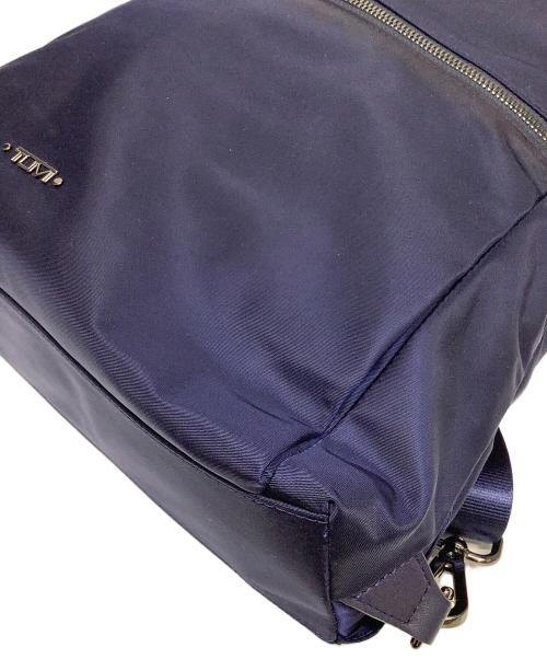 TUMI（トゥミ）TUMI (トゥミ) ボヤジュール ジェーン ネイビーの古着・服飾アイテム