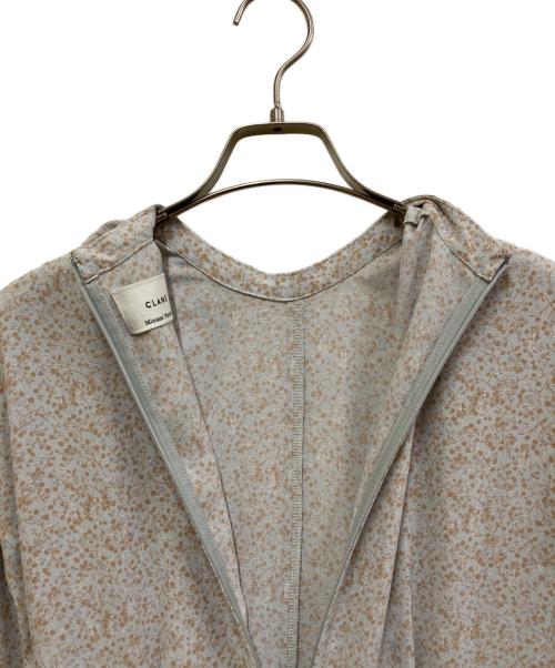 CLANE（クラネ）CLANE (クラネ) MINAMI TANAKA (ミナミ タナカ) CIRCLE FLOWER ONE PIECE ブルー×ベージュ サイズ:SIZE 1の古着・服飾アイテム