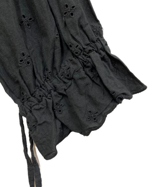 freada（フリーダ）freada (フリーダ) バックレース半袖ワンピース ブラック サイズ:FREEの古着・服飾アイテム