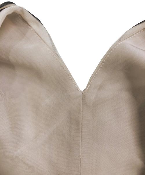 Max Mara Studio（マックスマーラ ストゥディオ）MAX MARA STUDIO (マックスマーラ ストゥディオ) プリーツノースリーブワンピース ベージュ サイズ:SIZE40の古着・服飾アイテム