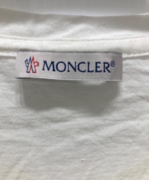 MONCLER（モンクレール）MONCLER (モンクレール) 肩ワッペンロゴ/カットソー ホワイト サイズ:Sの古着・服飾アイテム