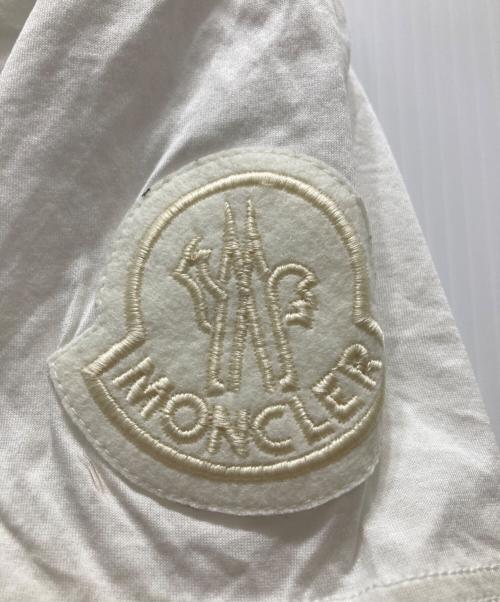 MONCLER（モンクレール）MONCLER (モンクレール) 肩ワッペンロゴ/カットソー ホワイト サイズ:Sの古着・服飾アイテム