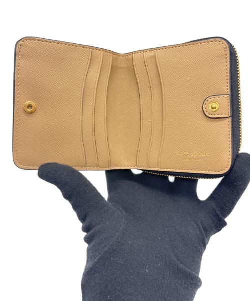 Kate Spade（ケイトスペード）Kate Spade (ケイトスペード) 財布 ベージュ×ブラックの古着・服飾アイテム