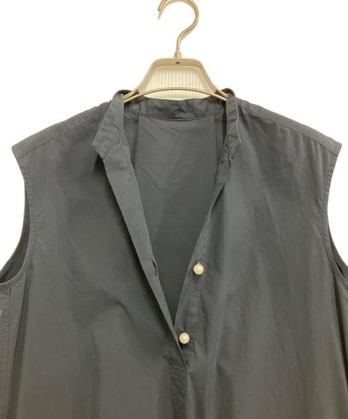 martinique（マルティニーク）martinique (マルティニーク) パールスキッパーノースリワンピース ネイビー サイズ:Freeの古着・服飾アイテム
