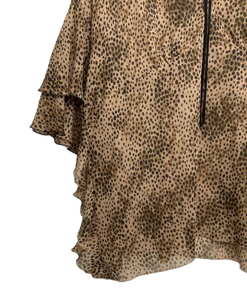 IENA LA BOUCLE（イエナ ラ ブークル）IENA LA BOUCLE (イエナ ラ ブークル) レオパードフリルスリーブブラウス ブラウン サイズ:Freeの古着・服飾アイテム