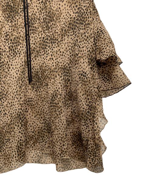 IENA LA BOUCLE（イエナ ラ ブークル）IENA LA BOUCLE (イエナ ラ ブークル) レオパードフリルスリーブブラウス ブラウン サイズ:Freeの古着・服飾アイテム