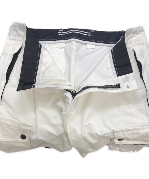 STONE ISLAND（ストーンアイランド）STONE ISLAND (ストーンアイランド) Cargo Shorts ホワイト サイズ:W32の古着・服飾アイテム