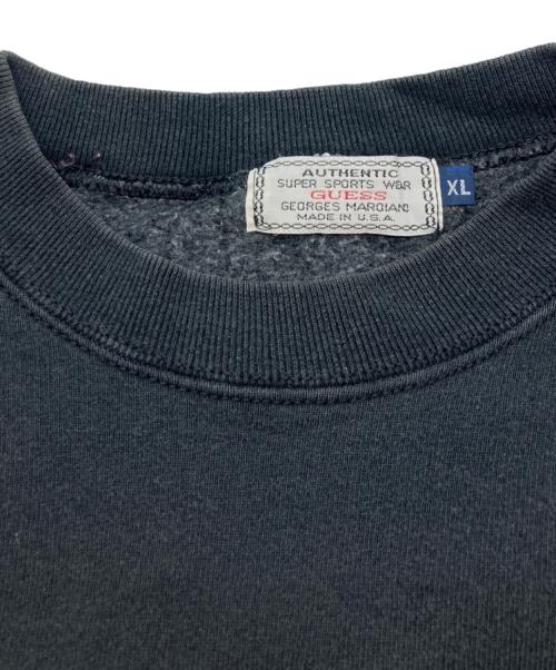 GUESS（ゲス）GUESS (ゲス) レザーパッチクルーネックスウェット ブラック サイズ:XLの古着・服飾アイテム