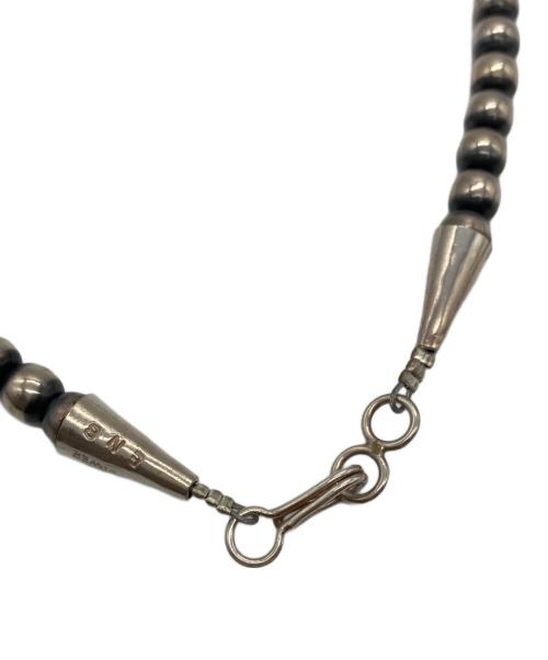 ERICKA NICOLAS BEGAY（エリッカコラスビゲイ）ERICKA NICOLAS BEGAY (エリッカコラスビゲイ) ナバホ シルバーネックレス セットの古着・服飾アイテム