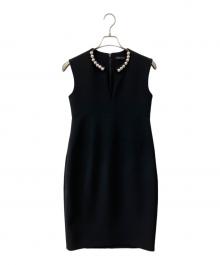 YOKO CHAN（ヨーコチャン）の古着「パールスリットネックノースリーブワンピース」｜ブラック