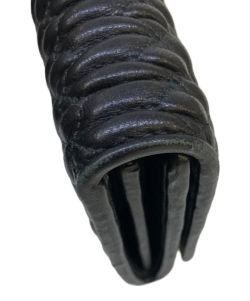 MIU MIU（ミュウミュウ）MIU MIU (ミュウミュウ) 長財布の古着・服飾アイテム