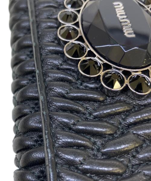 MIU MIU（ミュウミュウ）MIU MIU (ミュウミュウ) 長財布の古着・服飾アイテム