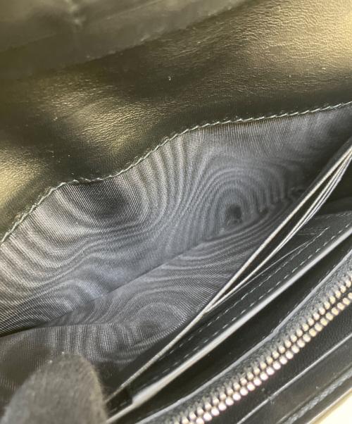 MIU MIU（ミュウミュウ）MIU MIU (ミュウミュウ) 長財布の古着・服飾アイテム