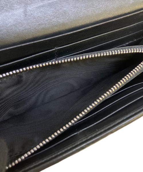 MIU MIU（ミュウミュウ）MIU MIU (ミュウミュウ) 長財布の古着・服飾アイテム