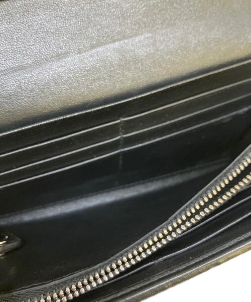 MIU MIU（ミュウミュウ）MIU MIU (ミュウミュウ) 長財布の古着・服飾アイテム