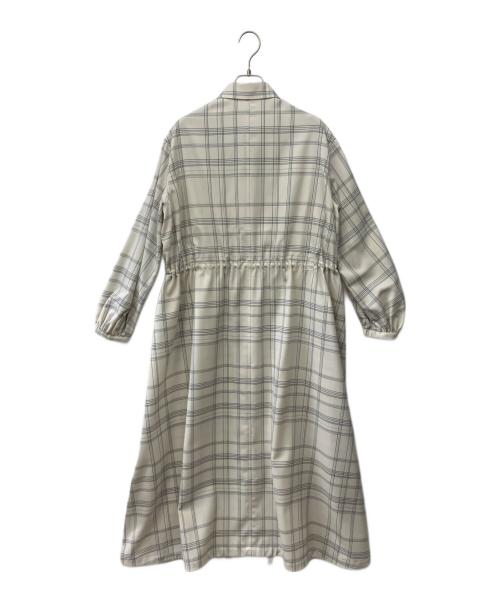 23区 lab.（ニジュウサンクラボ）23区 lab. (ニジュウサンクラボ) ウールライトツイルコートワンピース アイボリー サイズ:36の古着・服飾アイテム