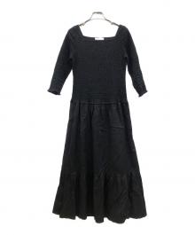 ETRE TOKYO（エトレトウキョウ）の古着「シャーリングフレア ワンピース」｜ブラック