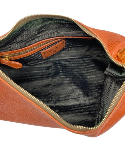 PRADA（プラダ）PRADA (プラダ) ワンショルダーバッグ オレンジの古着・服飾アイテム