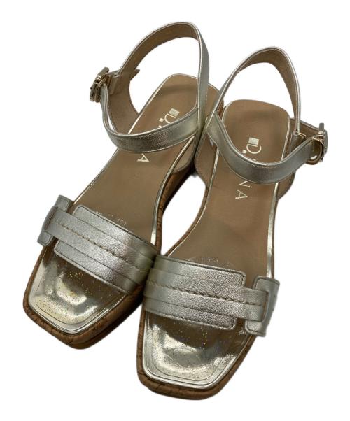 DIANA（ダイアナ）DIANA (ダイアナ) ストラップサンダル シルバー サイズ:Mの古着・服飾アイテム
