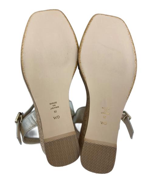 DIANA（ダイアナ）DIANA (ダイアナ) ストラップサンダル シルバー サイズ:Mの古着・服飾アイテム