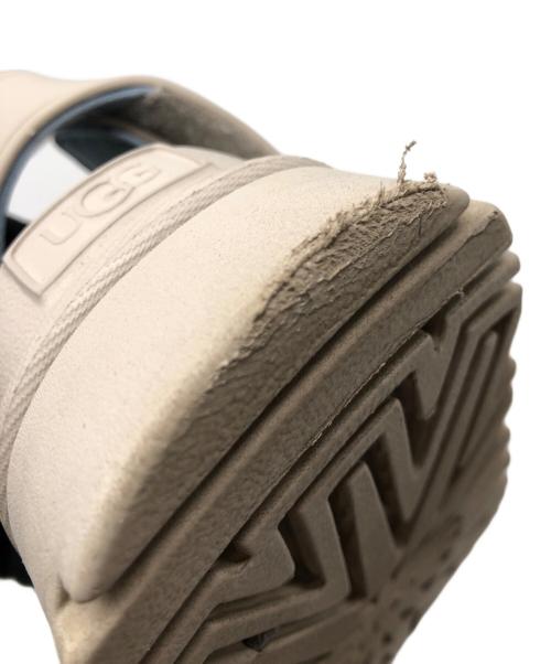 UGG（アグ）UGG (アグ) GoldenGlow グレー サイズ:22ｃｍの古着・服飾アイテム