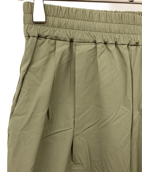 JOURNAL STANDARD relume（ジャーナルスタンダード レリューム）JOURNAL STANDARD relume (ジャーナルスタンダード レリューム) ストレッチギャザータックパンツ カーキ サイズ:36の古着・服飾アイテム