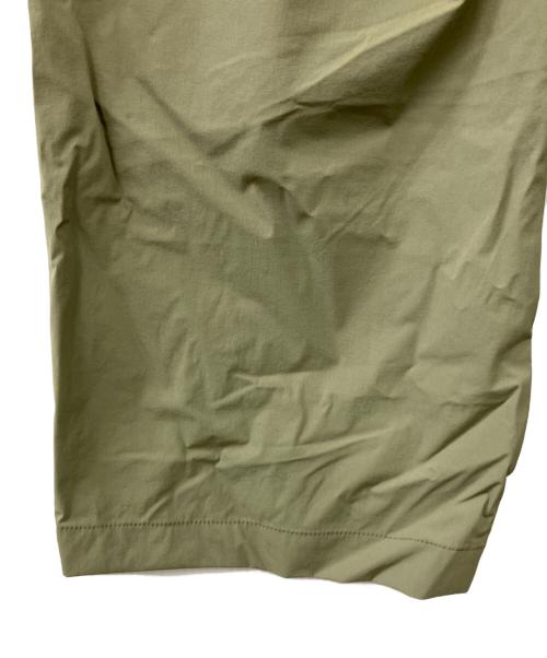 JOURNAL STANDARD relume（ジャーナルスタンダード レリューム）JOURNAL STANDARD relume (ジャーナルスタンダード レリューム) ストレッチギャザータックパンツ カーキ サイズ:36の古着・服飾アイテム