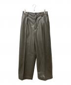MAISON SPECIALメゾンスペシャル）の古着「Recycle Leather Pin Tuck Wide Pants　11232461218」｜ブラウン