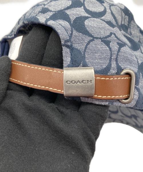 COACH（コーチ）COACH (コーチ) シグネチャー シャンブレー ベースボール ハット ネイビー サイズ:フリーの古着・服飾アイテム